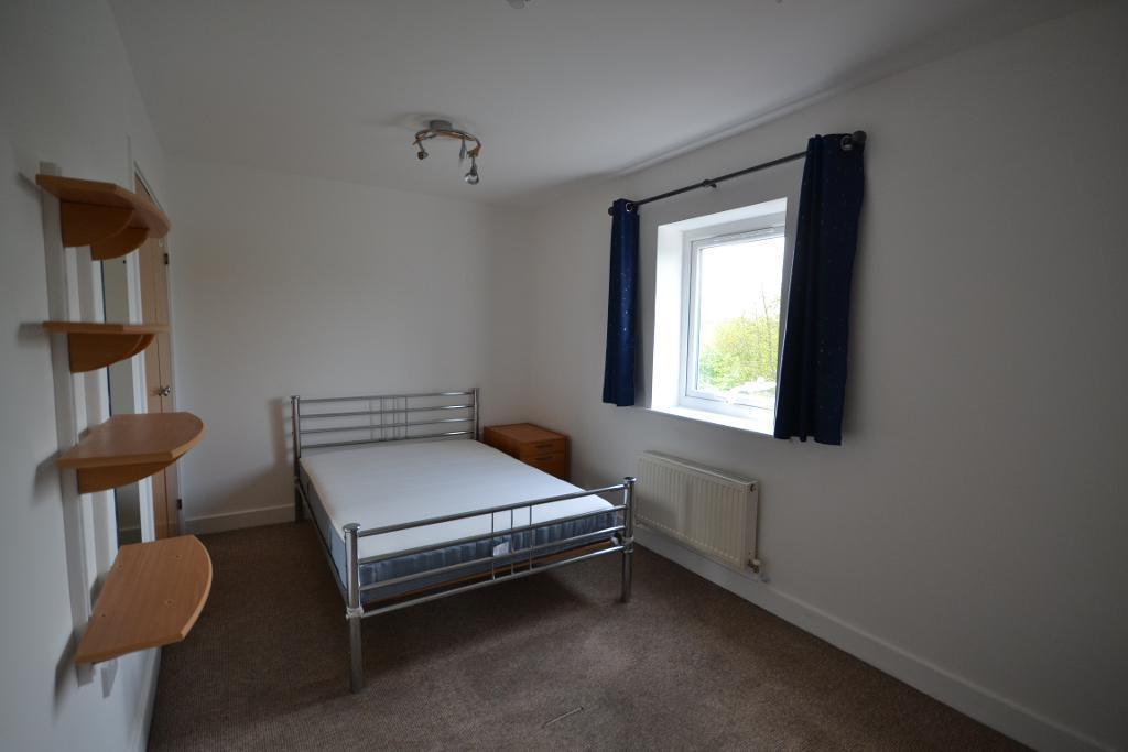 1 Bedroom Room to Rent in Milton Keynes, MK10 9LR