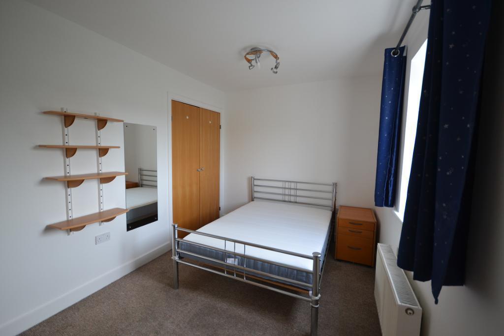 1 Bedroom Room to Rent in Milton Keynes, MK10 9LR