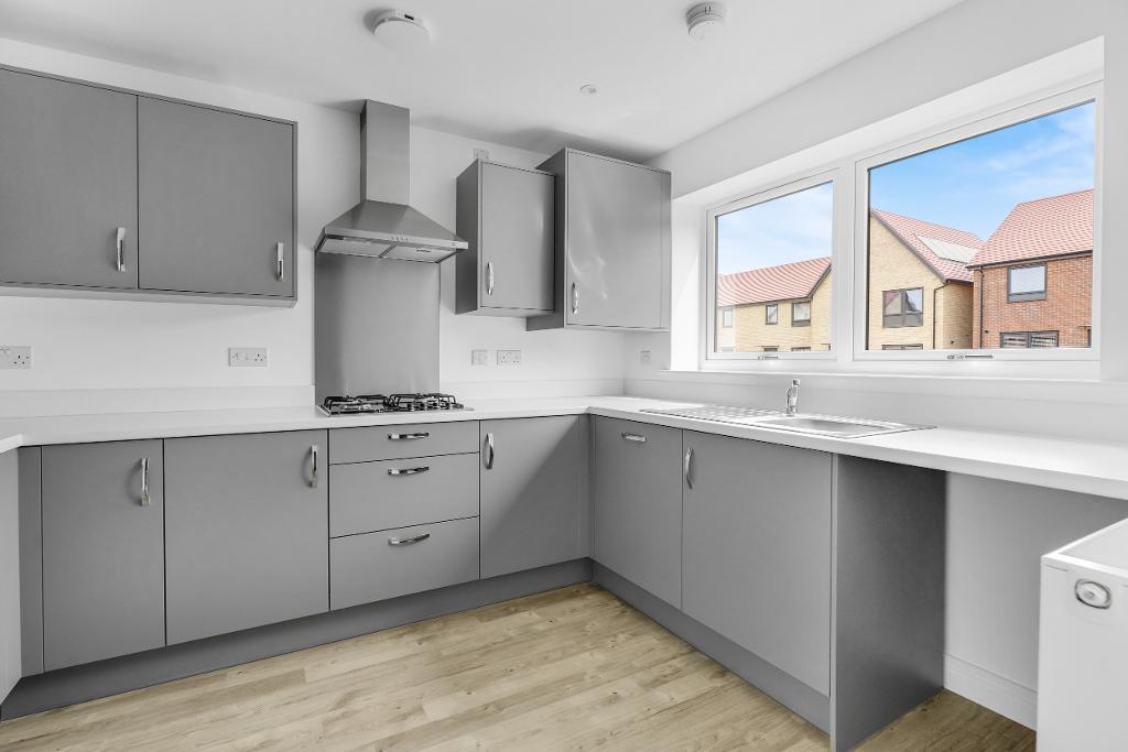 4 Bedroom Semi-Detached for Sale in Milton Keynes, MK8 8BS