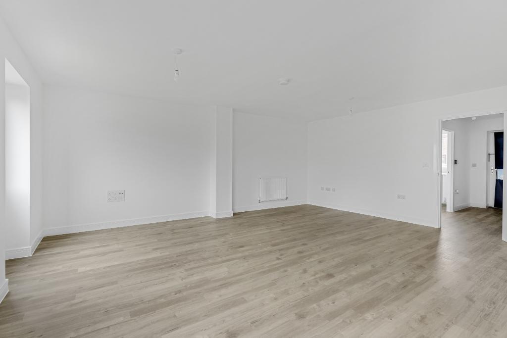 4 Bedroom Semi-Detached for Sale in Milton Keynes, MK8 8BS