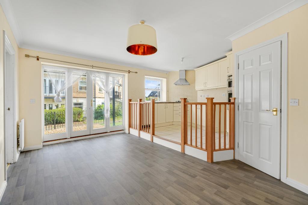 4 Bedroom Terraced for Sale in Milton Keynes, MK5 7HG