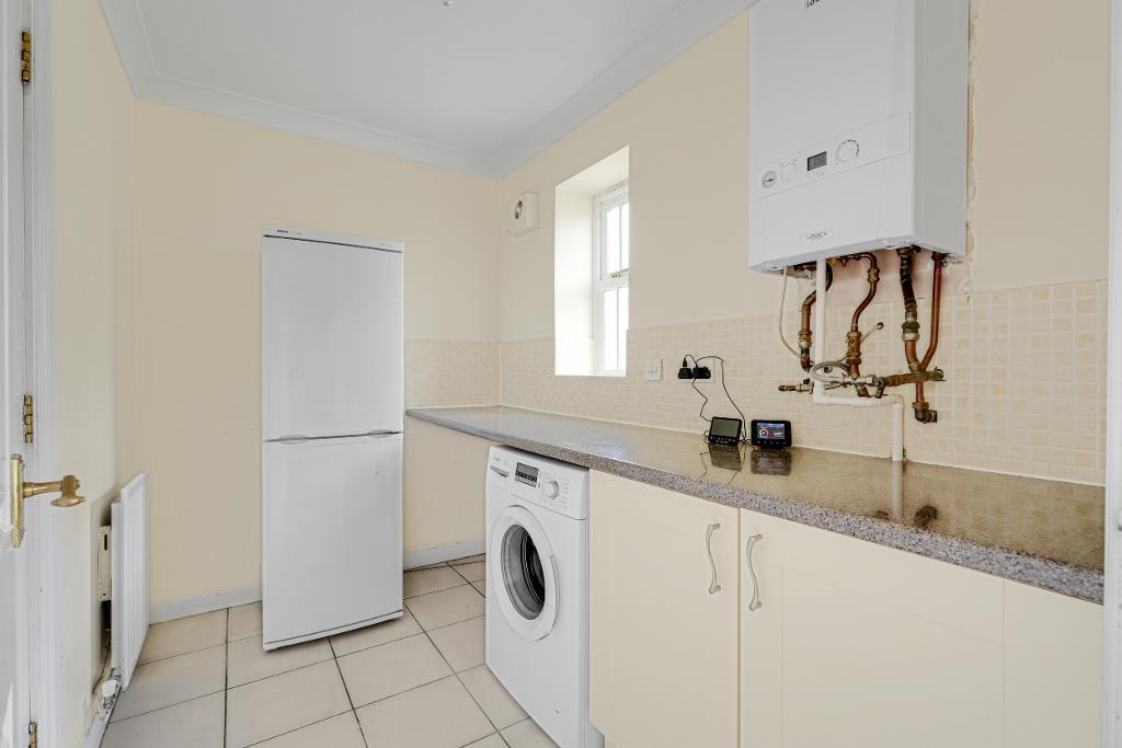 4 Bedroom Terraced for Sale in Milton Keynes, MK5 7HG