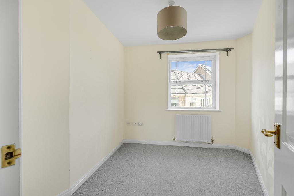 4 Bedroom Terraced for Sale in Milton Keynes, MK5 7HG