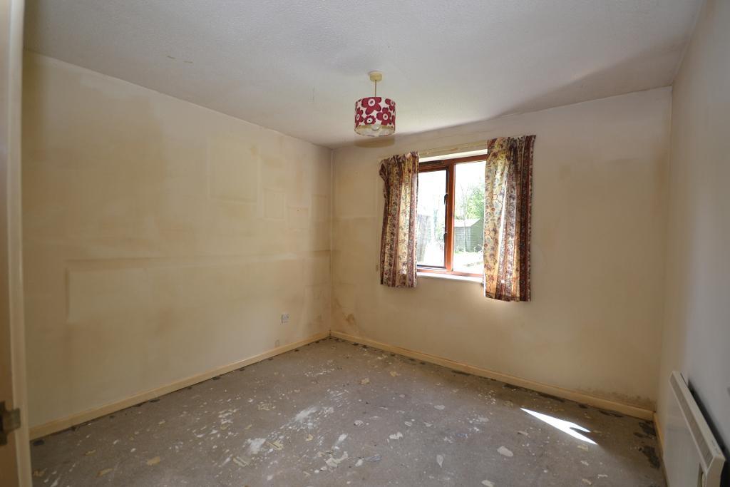 1 Bedroom Maisonette for Sale in Milton Keynes, MK4 1JE