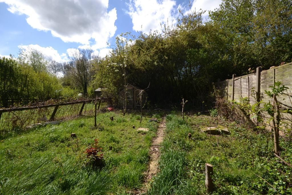 1 Bedroom Maisonette for Sale in Milton Keynes, MK4 1JE