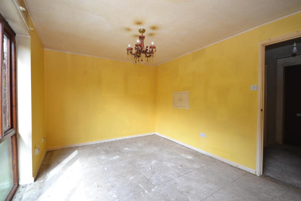 1 Bedroom Maisonette for Sale in Milton Keynes, MK4 1JE