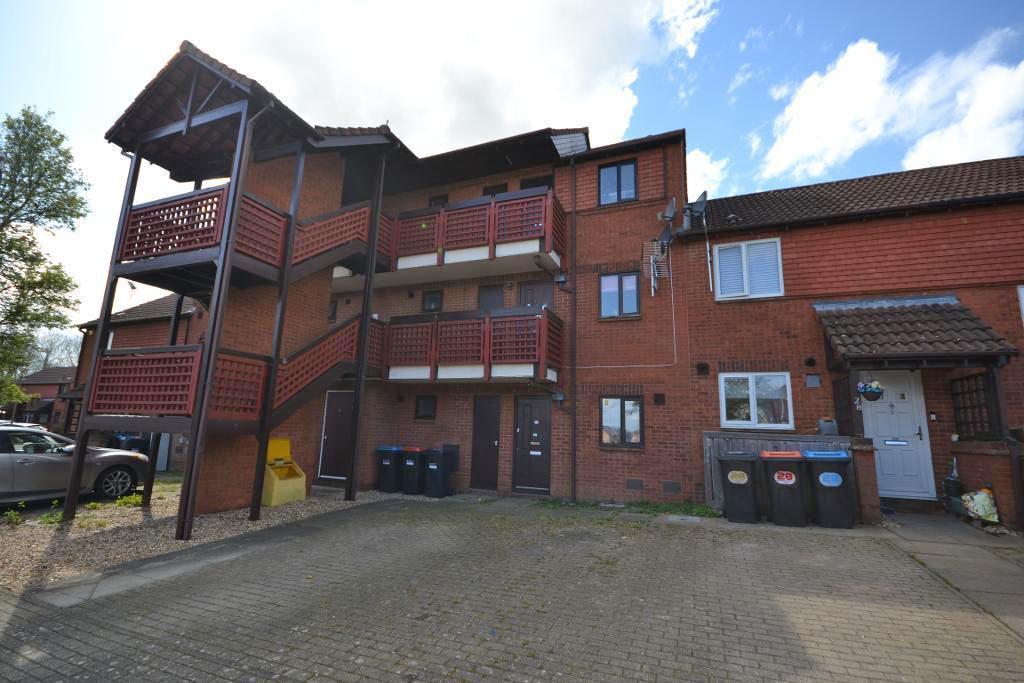 1 Bedroom Maisonette for Sale in Milton Keynes, MK4 1JE