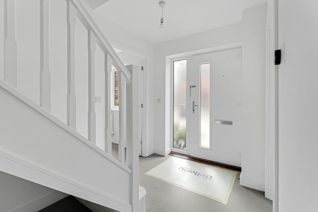 4 Bedroom Detached for Sale in Milton Keynes, MK8 8AB