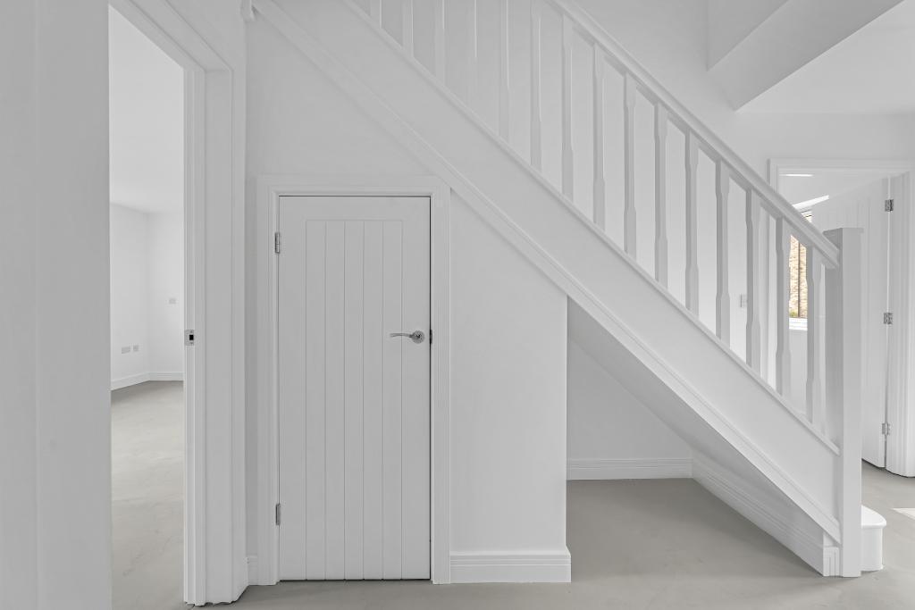 4 Bedroom Detached for Sale in Milton Keynes, MK8 8AB