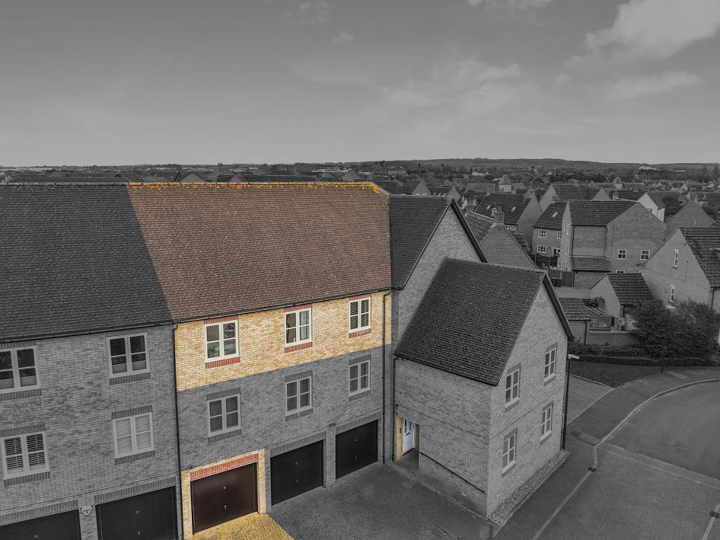 2 Bedroom Apartment for Sale in Milton Keynes, MK10 9PY