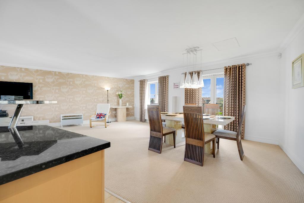 2 Bedroom Apartment for Sale in Milton Keynes, MK10 9PY