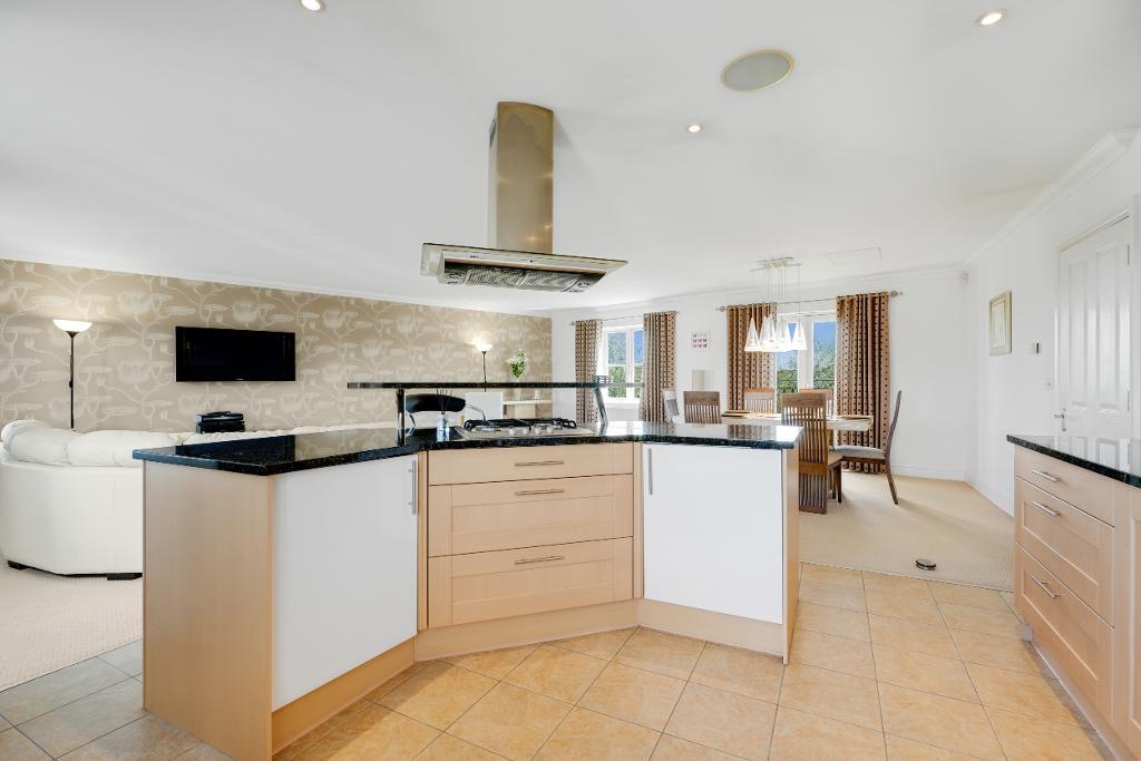2 Bedroom Apartment for Sale in Milton Keynes, MK10 9PY