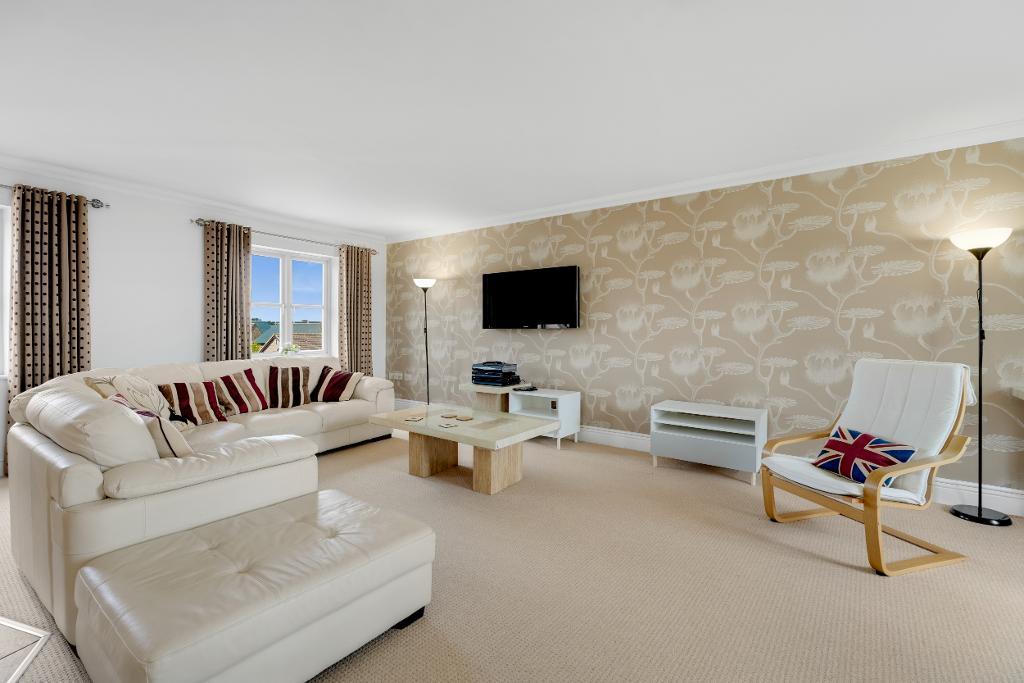 2 Bedroom Apartment for Sale in Milton Keynes, MK10 9PY