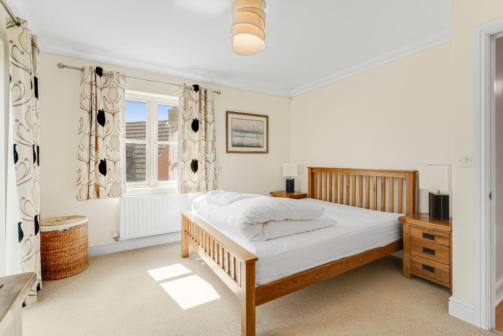 2 Bedroom Apartment for Sale in Milton Keynes, MK10 9PY