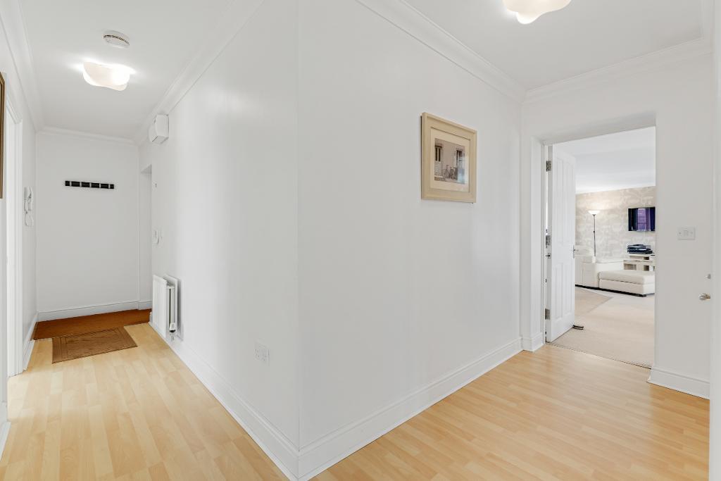 2 Bedroom Apartment for Sale in Milton Keynes, MK10 9PY