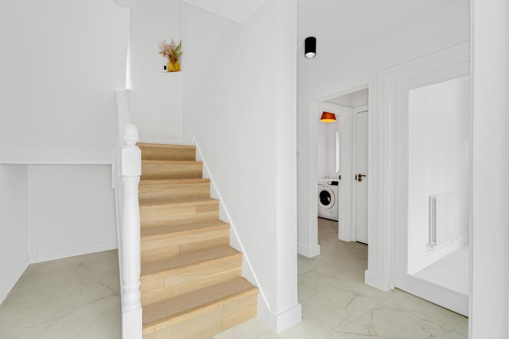 3 Bedroom Detached for Sale in Milton Keynes, MK7 7HD