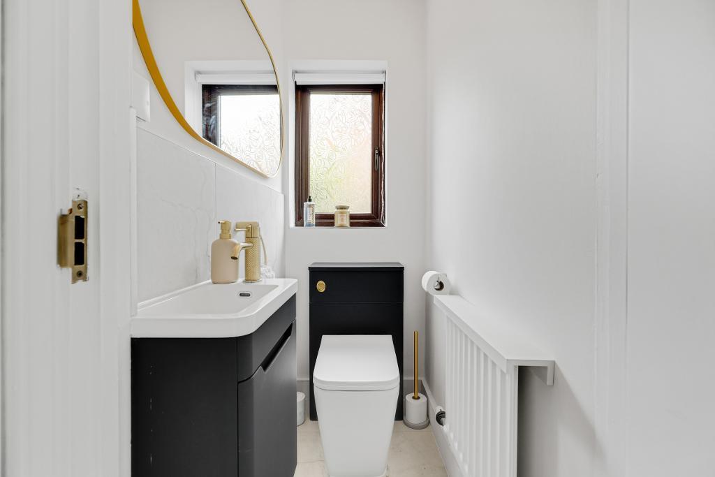 3 Bedroom Detached for Sale in Milton Keynes, MK7 7HD