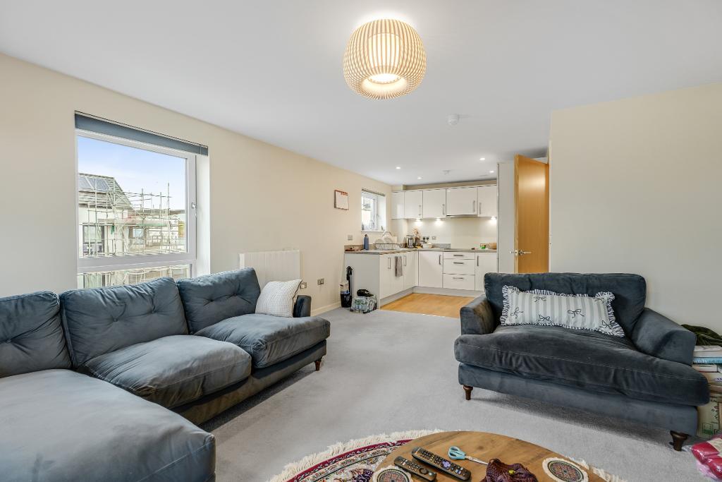 2 Bedroom Apartment for Sale in Milton Keynes, MK10 9UD