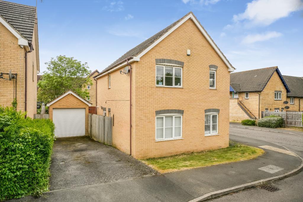 3 Bedroom Detached for Sale in Milton Keynes, MK13 0DT