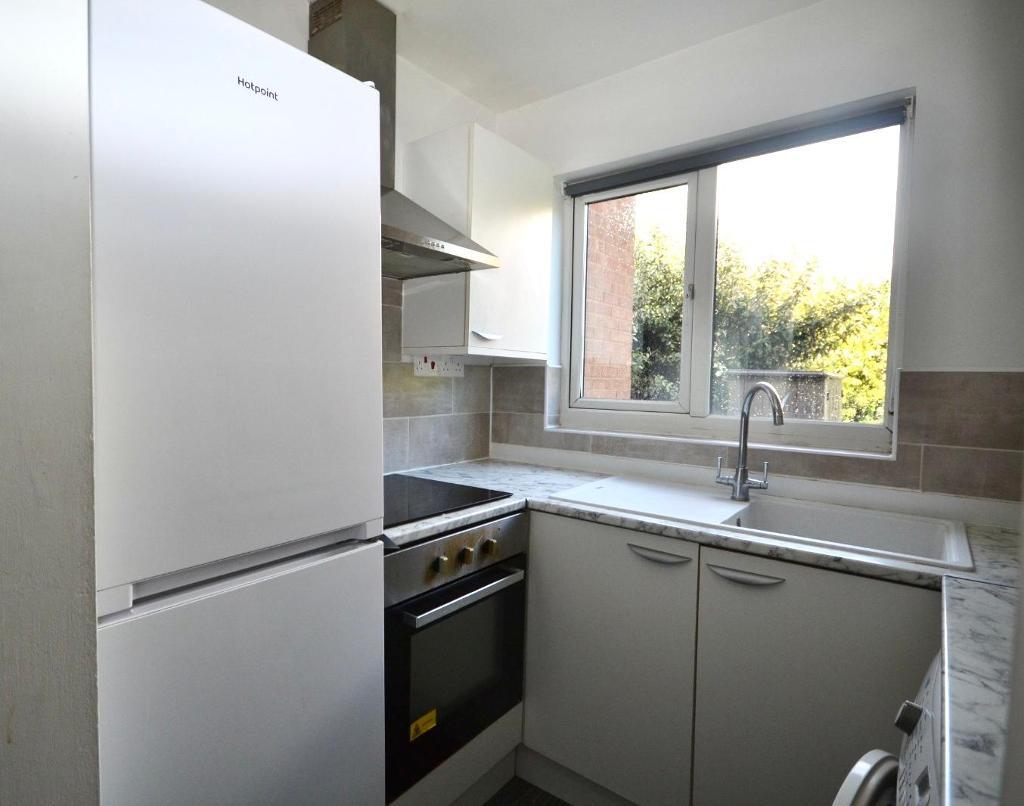 1 Bedroom Cluster Home to Rent in Milton Keynes, MK8 8HX
