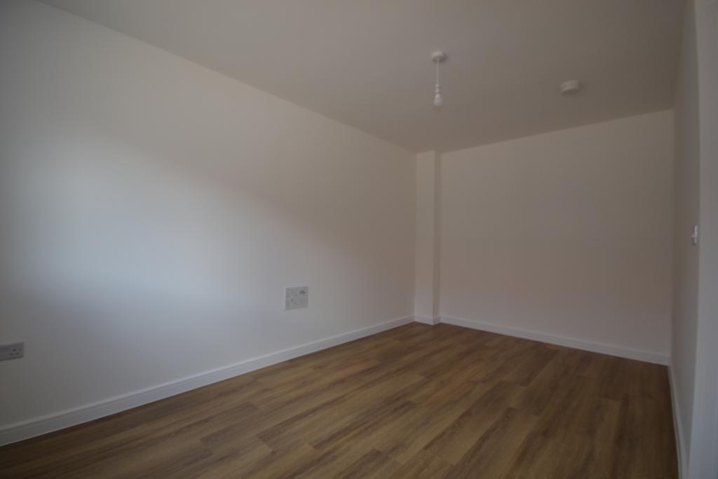 3 Bedroom Terraced for Sale in Milton Keynes, MK8 8AB