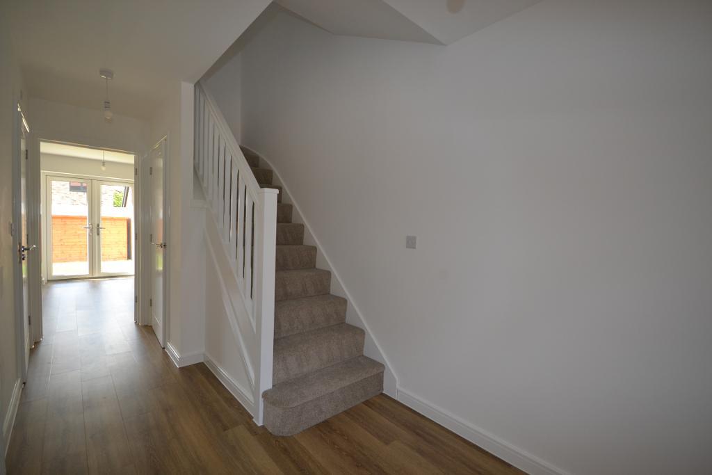 3 Bedroom Terraced for Sale in Milton Keynes, MK8 8AB