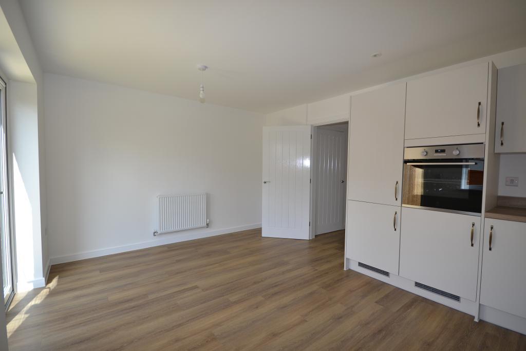 3 Bedroom Terraced for Sale in Milton Keynes, MK8 8AB