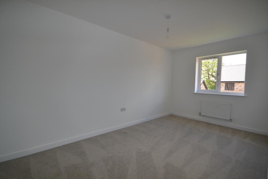 3 Bedroom Terraced for Sale in Milton Keynes, MK8 8AB
