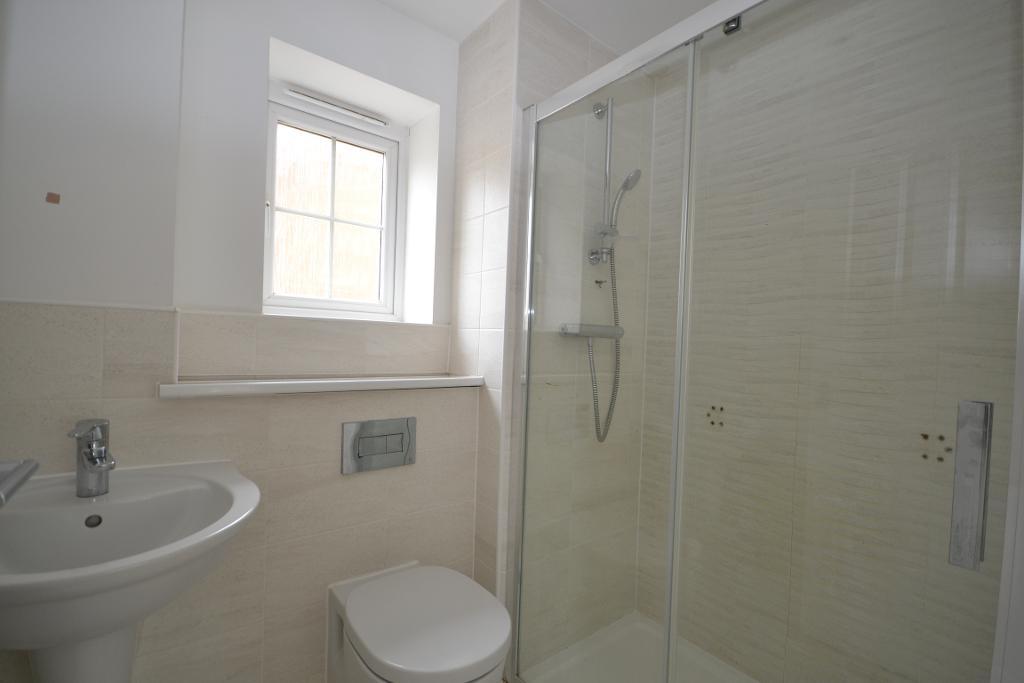 5 Bedroom Detached for Sale in Milton Keynes, MK8 1AF