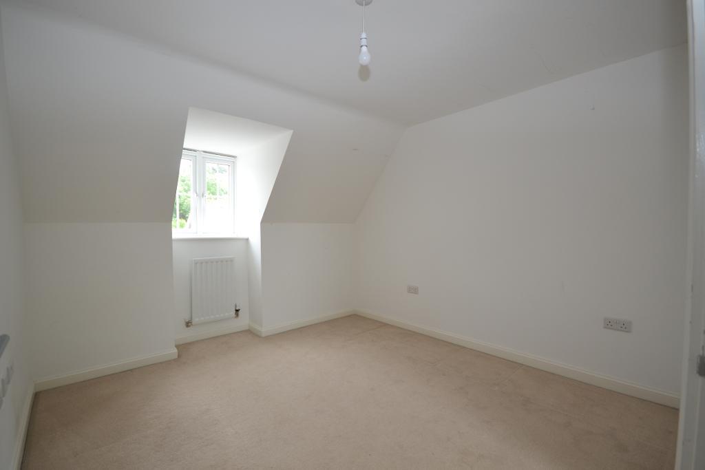 5 Bedroom Detached for Sale in Milton Keynes, MK8 1AF