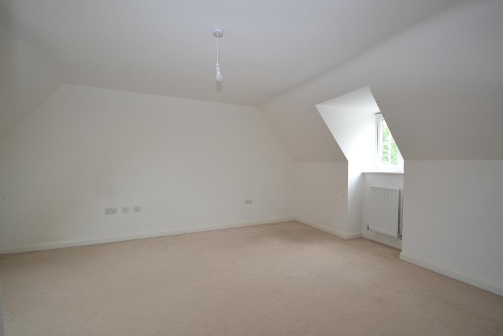 5 Bedroom Detached for Sale in Milton Keynes, MK8 1AF