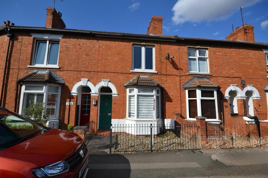 3  Bed Terraced Property to Rent in Newport Pagnell, MK16 0ED