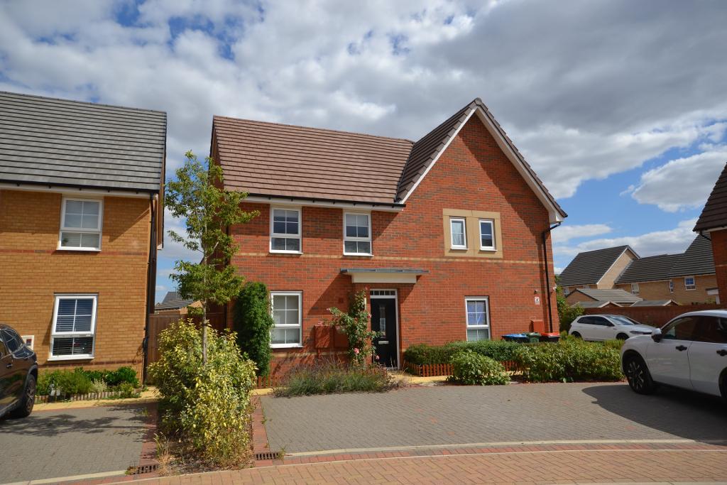 3  Bed Semi-Detached Property to Rent in Milton Keynes, MK10 7NX