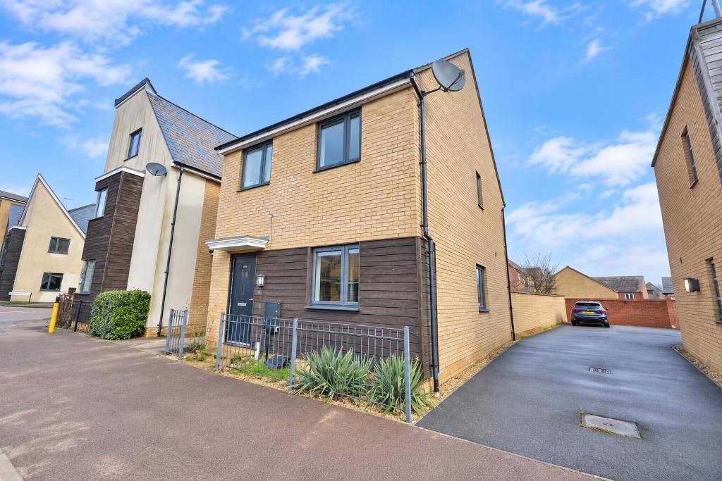 3  Bed Detached Property to Rent in Milton Keynes, MK14 6GS