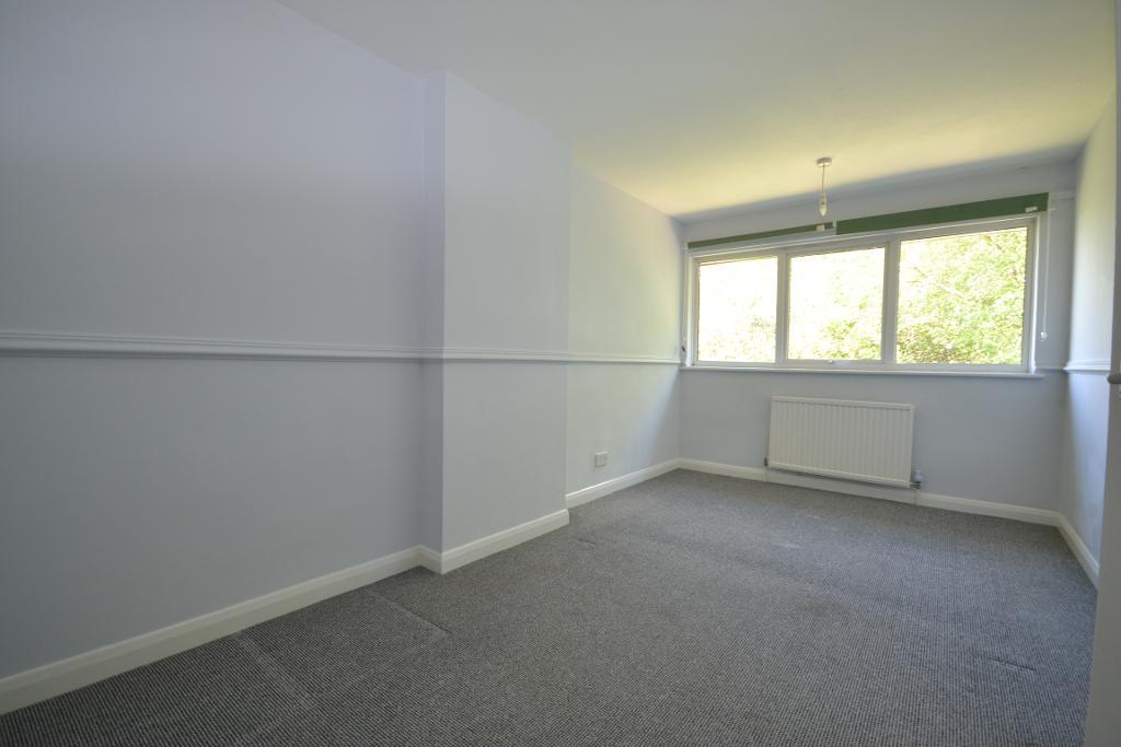 3 Bedroom Terraced for Sale in Milton Keynes, MK3 7PW