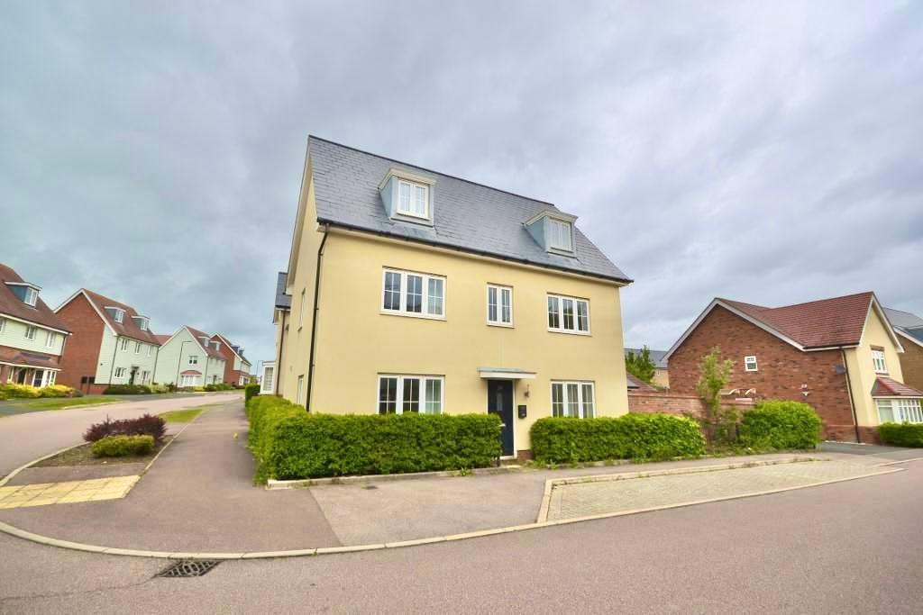 5 Bedroom Detached for Sale in Milton Keynes, MK8 1AF