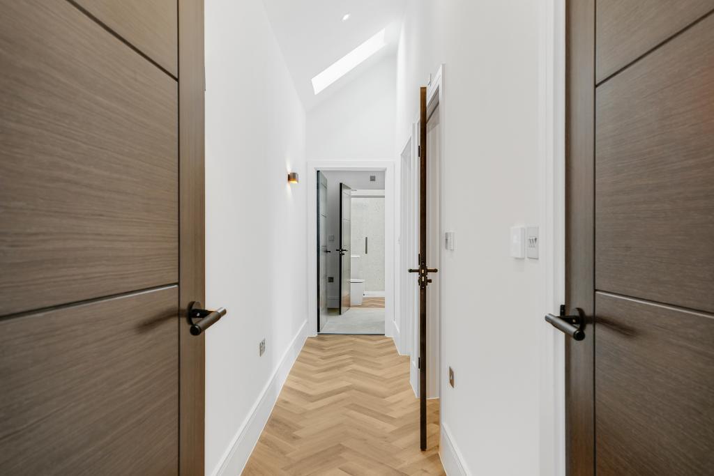 3 Bedroom Barn Conversion for Sale in Milton Keynes, MK17 8AU