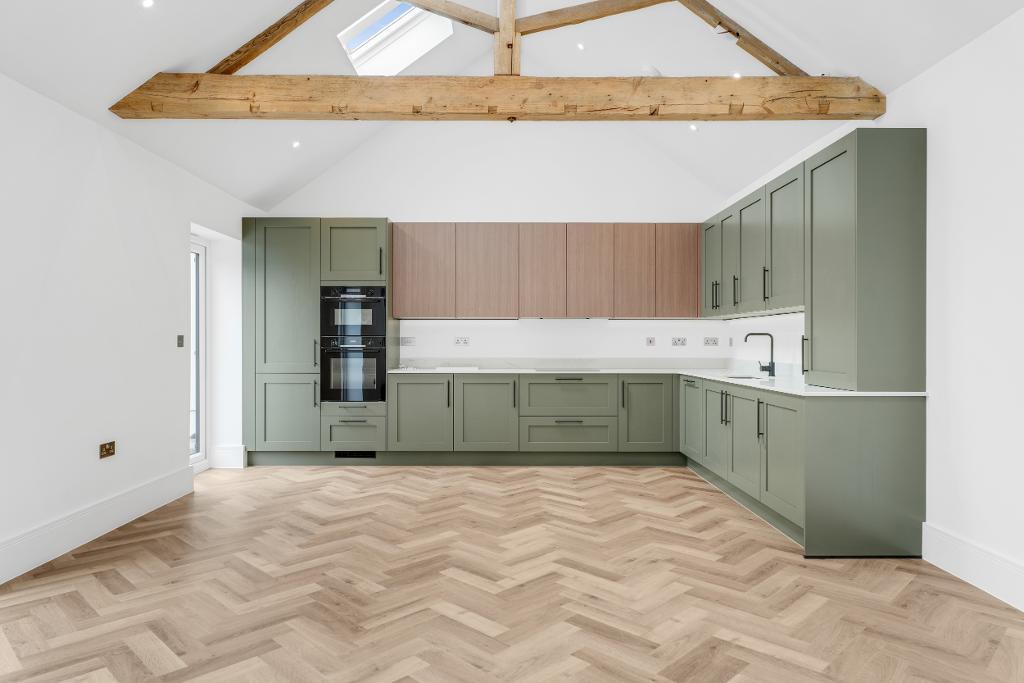 3 Bedroom Barn Conversion for Sale in Milton Keynes, MK17 8AU