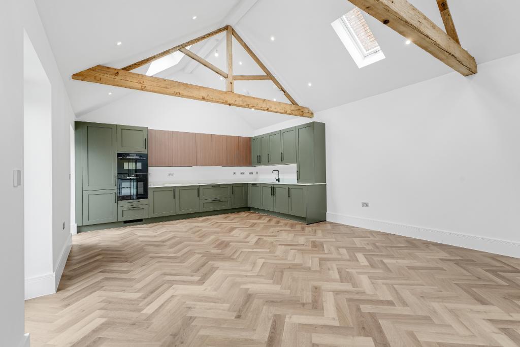 3 Bedroom Barn Conversion for Sale in Milton Keynes, MK17 8AU