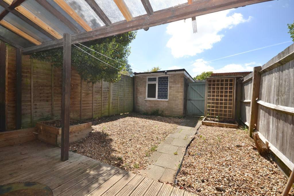 3 Bedroom Terraced for Sale in Milton Keynes, MK3 7PW