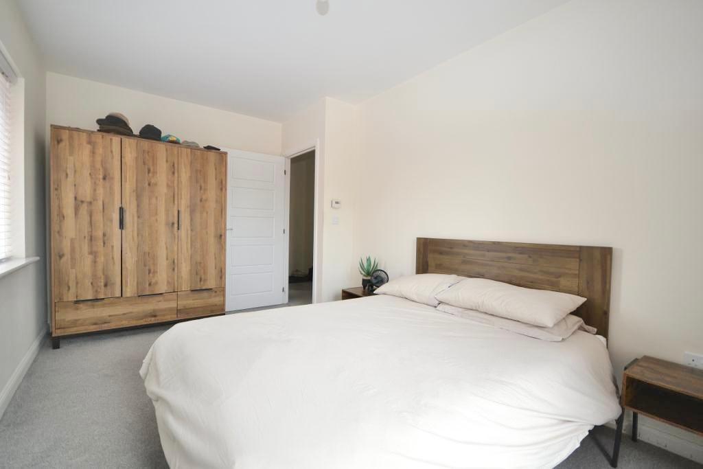 2 Bedroom Apartment for Sale in Milton Keynes, MK11 4DA