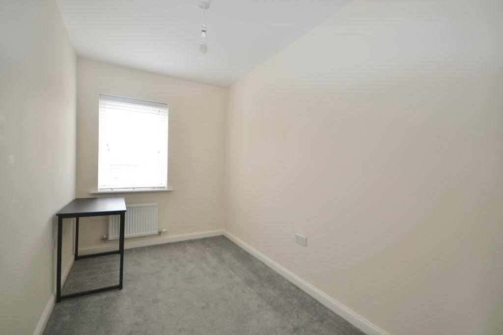 2 Bedroom Apartment for Sale in Milton Keynes, MK11 4DA