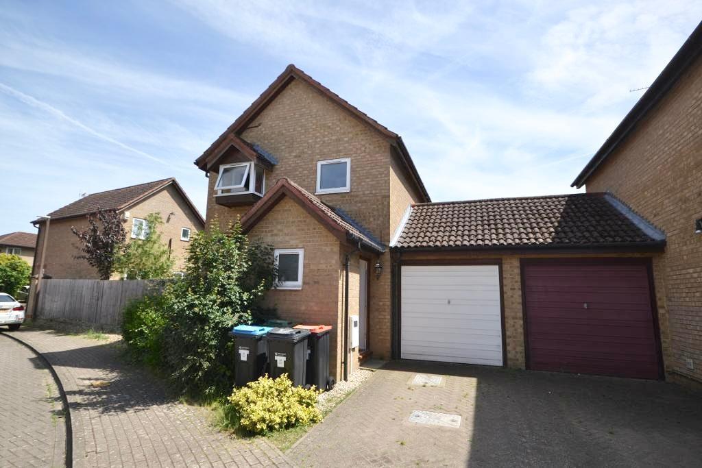 3 Bedroom Link-Detached for Sale in Milton Keynes, MK8 0EJ