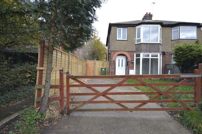 3 Bedroom Semi-Detached to Rent in Milton Keynes, MK5 8AZ