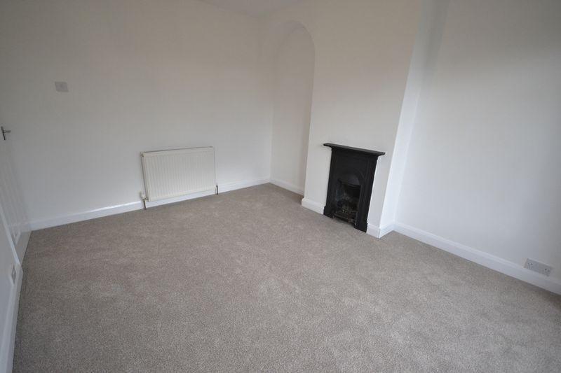 3 Bedroom Semi-Detached to Rent in Milton Keynes, MK5 8AZ