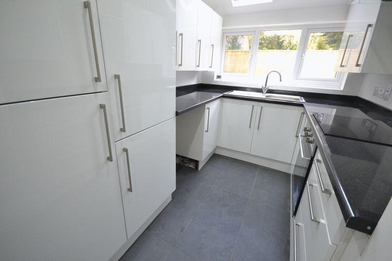 3 Bedroom Semi-Detached to Rent in Milton Keynes, MK5 8AZ