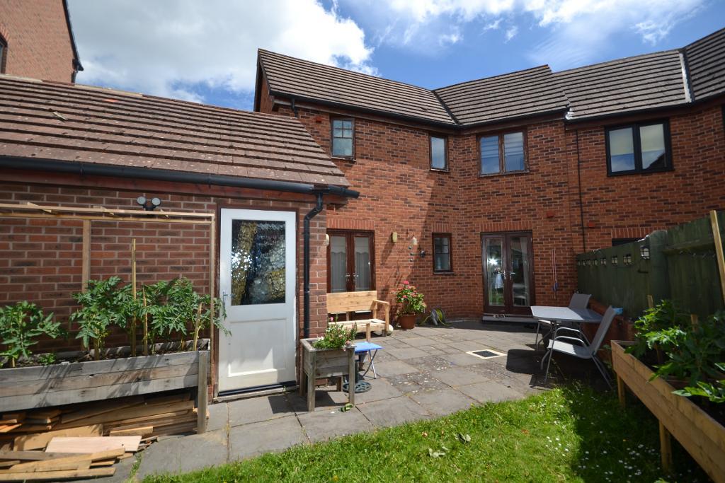 3 Bedroom Link Semi-Detached to Rent in Milton Keynes, MK4 4GJ