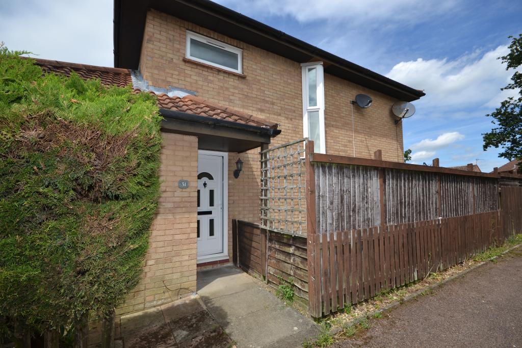 3 Bedroom Detached to Rent in Milton Keynes, MK8 9AR