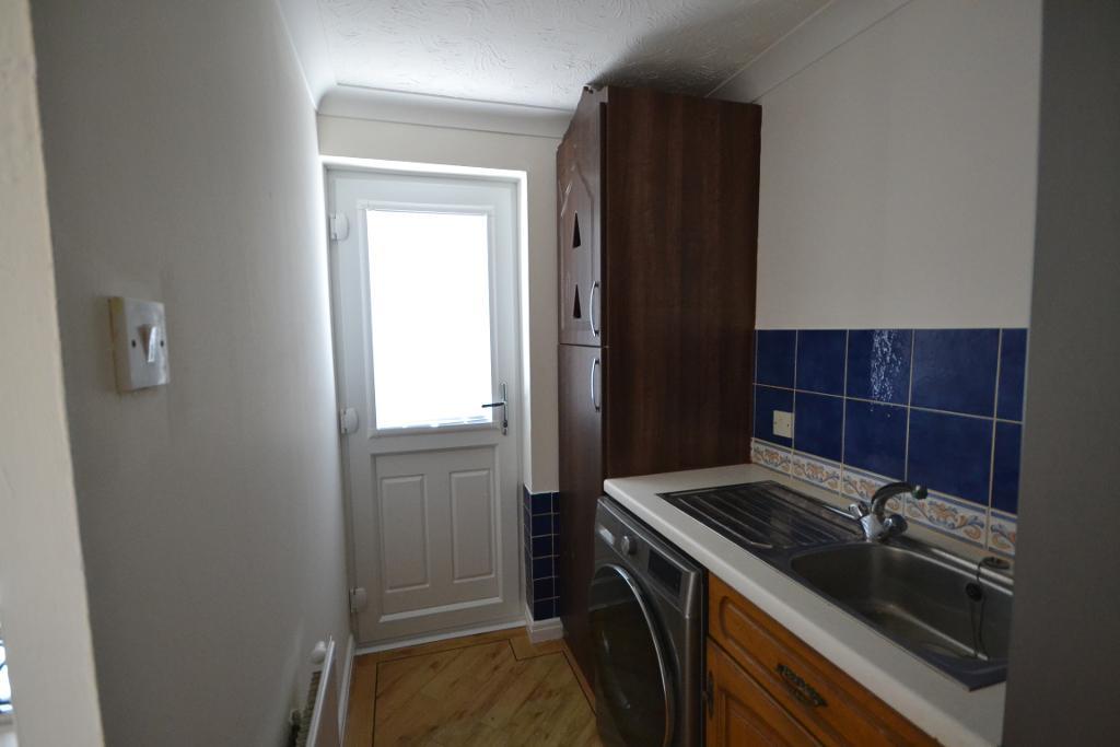 3 Bedroom Detached to Rent in Milton Keynes, MK8 0HA