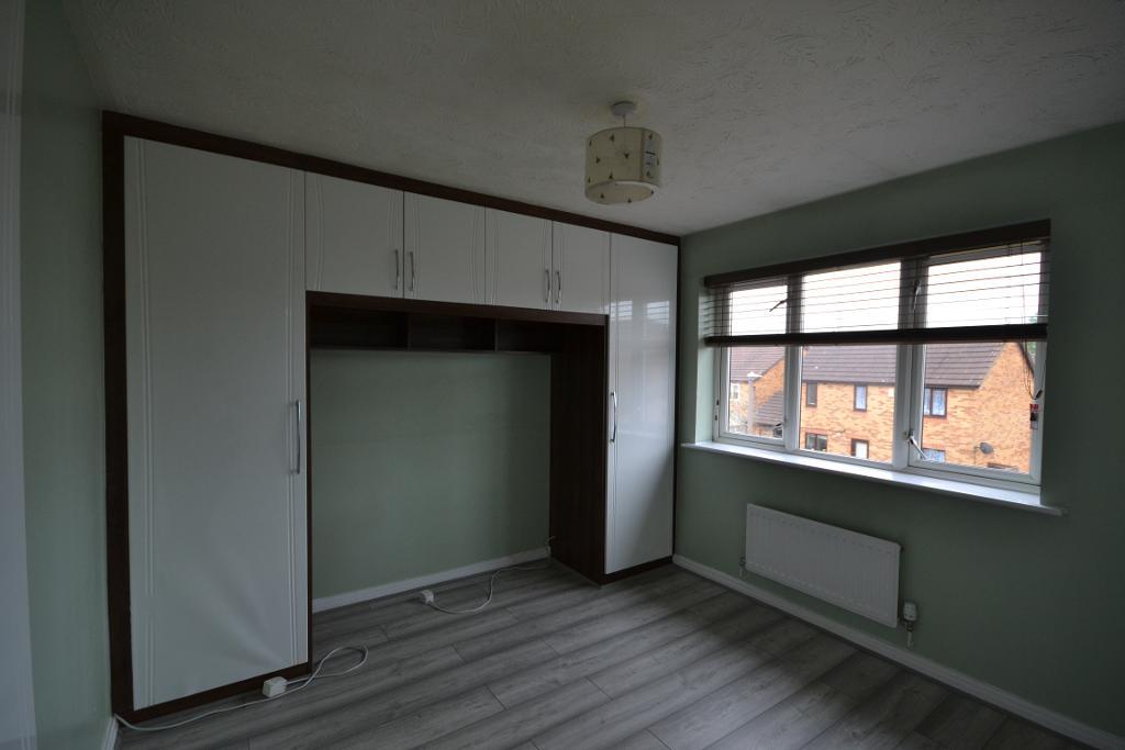 3 Bedroom Detached to Rent in Milton Keynes, MK8 0HA